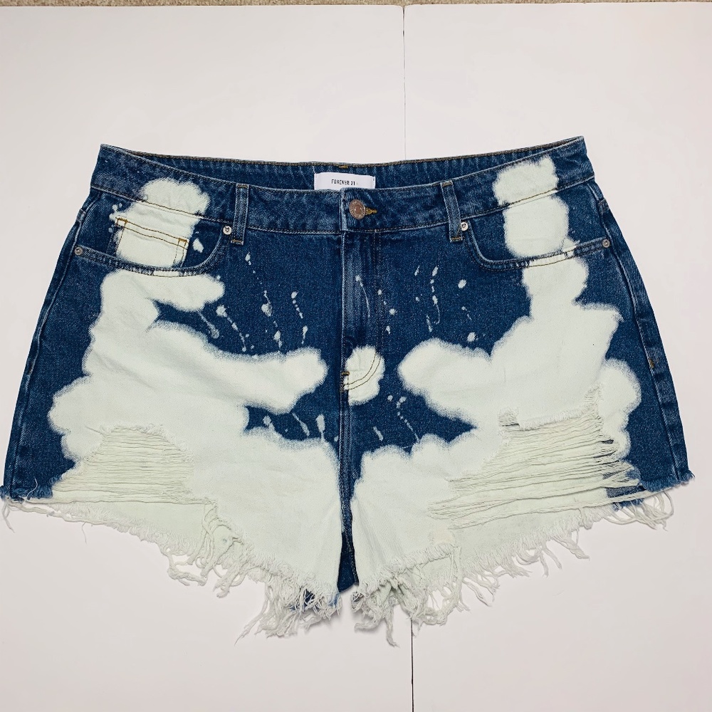 SOLD Forever 21 High Waisted Cut Off Shorts Bleach - Picture 1 of 7
